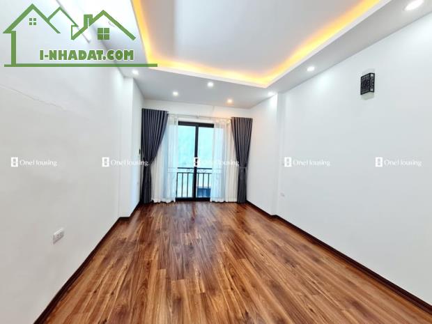 Nhà mặt ngõ cách Phố Minh Khai 500m, diện tích 30m² x 5 tầng - 1