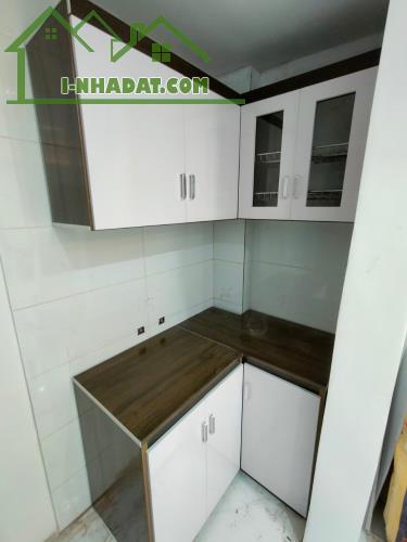 Siêu hiếm nhà phố Hồng Mai, Hai Bà Trưng, Ôtô 30m, diện tích 15mx3T. Giá 1,68 tỷ - 3