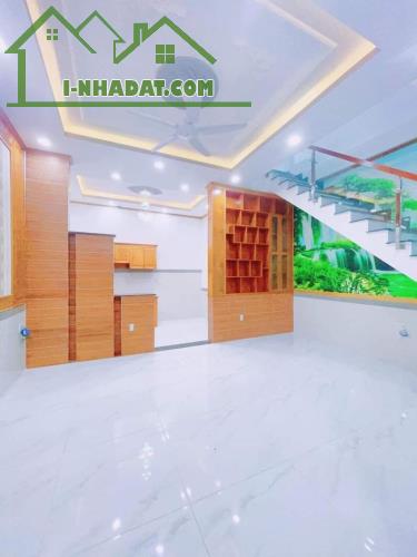 BÁN NHÀ 2 LẦU DTSD 150M2 CÓ HOÀN CÔNG NGAY CHỢ ĐỒN P. BỬU HOÀ - BIÊN HOÀ - 4