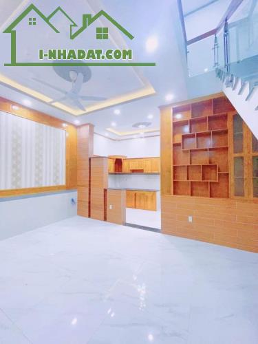 BÁN NHÀ 2 LẦU DTSD 150M2 CÓ HOÀN CÔNG NGAY CHỢ ĐỒN P. BỬU HOÀ - BIÊN HOÀ - 3