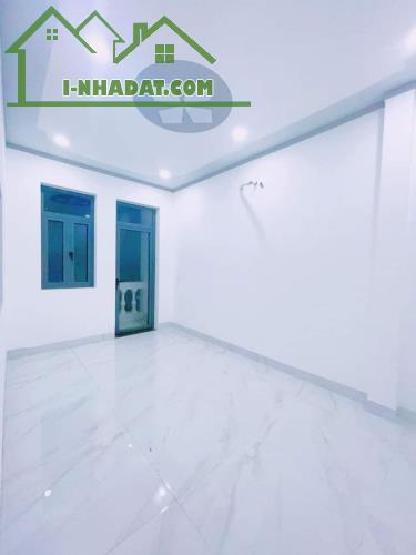 BÁN NHÀ 2 LẦU DTSD 150M2 CÓ HOÀN CÔNG NGAY CHỢ ĐỒN P. BỬU HOÀ - BIÊN HOÀ