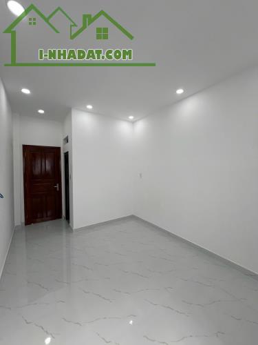 HXH ĐẬU TRONG NHÀ - NHÀ MỚI 100% Âu DƯƠNG LÂN QUẬN 8 GIÁ 8TỶ5..💥💥🏬🏬🏬 - 3