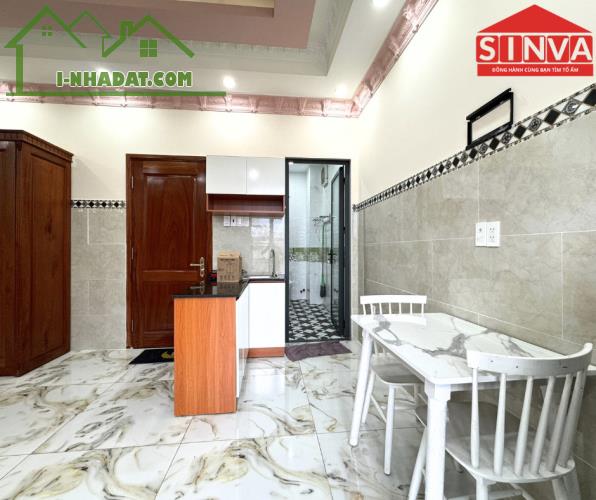 Studio Ban Công Full Nội Thất gần Crescent Mall - 2