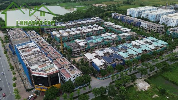 Biệt thự a2.5 sân gôn đường 60m vành đai 4 thanh oai 240m2