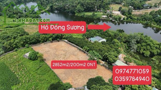 BÁN GẤP LÔ ĐẤT 2 MẶT TIỀN CÓ DT 2852m2 ( 200m2 ONT) CÁCH SÂN GOLF SKYLAKE CÓ 800m - 3