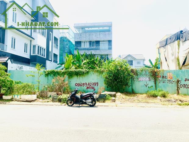 Bán Đất Biệt Thự Mặt Tiền Đường Bùi Tá Hán,P An Phú,Quận 2 DT:400m2(20x20) Vị Trí Cực Đẹp - 5