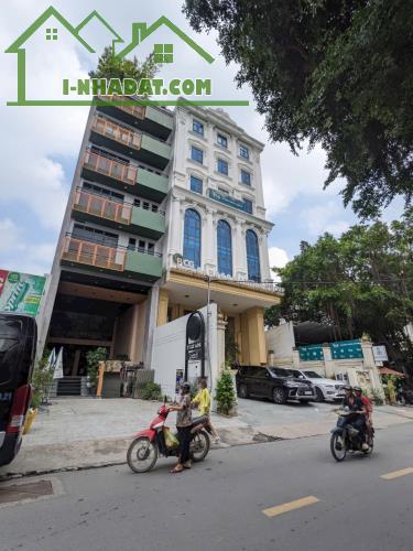 Bán tòa nhà hầm 7 tầng ngay Xuân Thủy - dòng tiền 300tr/th - 3