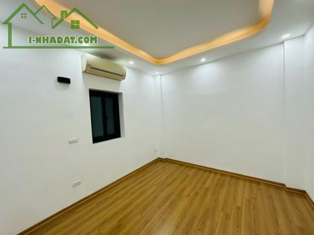 Bán Gấp Nhà Tôn Đức Thắng, Đống Đa, 36m , 7 Ngủ, Ngõ Rộng 3m, Gần Phố. Nhỉnh 7 tỷ - 3