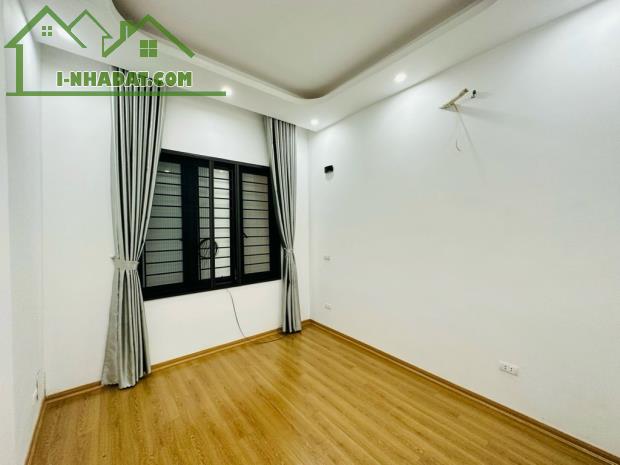 Bán Gấp Nhà Tôn Đức Thắng, Đống Đa, 36m , 7 Ngủ, Ngõ Rộng 3m, Gần Phố. Nhỉnh 7 tỷ - 1