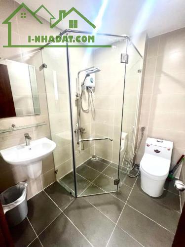 Hot! Cho thuê C/cư cao cấp giá rẻ ở liền! mới tinh chưa ai ở 2PN 1WC có hồ bơi giá 9tr - 5