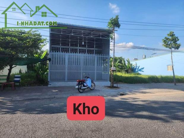 Bán Gấp KHO XƯỞNG 270m2 đang cho thuê 6Triệu/tháng mặt tiền đường 10m Giá Bao Sang tên - 1