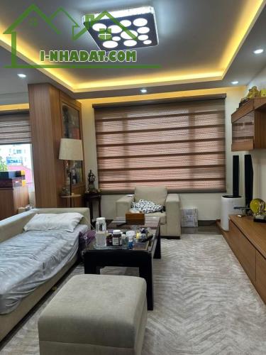 Chính chủ bán nhà phân lô ngõ 26 Đỗ Quang Cầu Giấy 70m2x7T nhỉnh hơn 34 tỷ