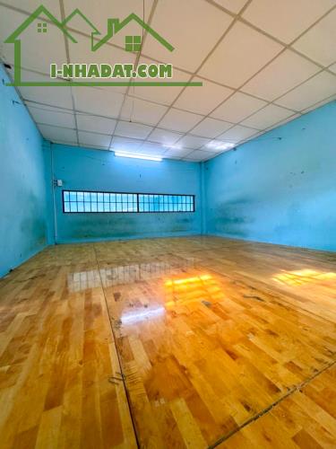 Giảm 300tr Nhà MT nở hậu Tân Xuân 6 HM, 49m2, 1 gác, 1PN, N.4x13m, Đ.8m chỉ 3.x tỷ - 2