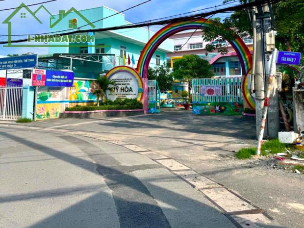 Giảm 300tr Nhà MT nở hậu Tân Xuân 6 HM, 49m2, 1 gác, 1PN, N.4x13m, Đ.8m chỉ 3.x tỷ - 4
