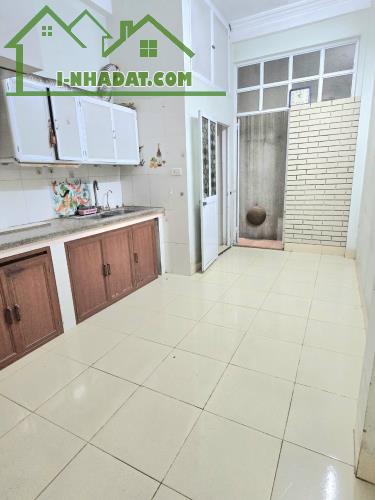 NHÀ THÔN CỔ ĐIỂN A, 38M2 4 TẦNG, Ô TÔ QUA CỬA, 4,3 TỶ. - 2