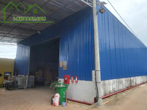 Cho thuê 800m2 Xưởng Tân Uyên , Gía : 35 triệu / tháng , PCCC vách tường - 2