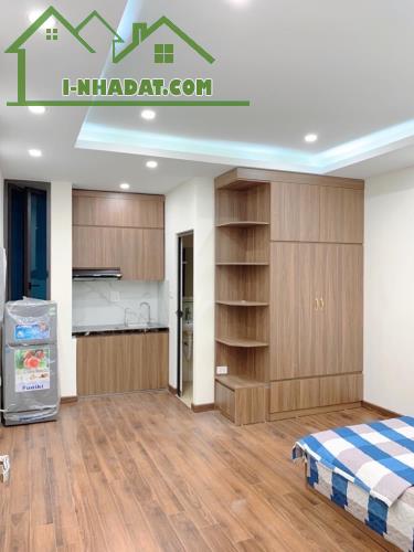 Bán tòa nhà chung cư mini 9 tầng Phố Duy Tân quận Cầu giấy 310m2 mặt tiền 15m giá 79 tỷ  t - 4