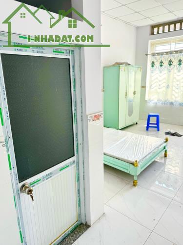 Bán nhà Bình Tân mặt tiền đường số Khu Lê Văn Quới, 4x16 có 3 tấm 4 phòng ngủ chỉ 5 tỷ. - 3