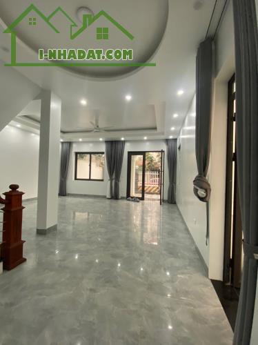 Cho thuê Biệt thự Việt Hưng-Long Biên-170m*3 tầng-nội thất cơ bản-giá thuê 27 triệu - 2