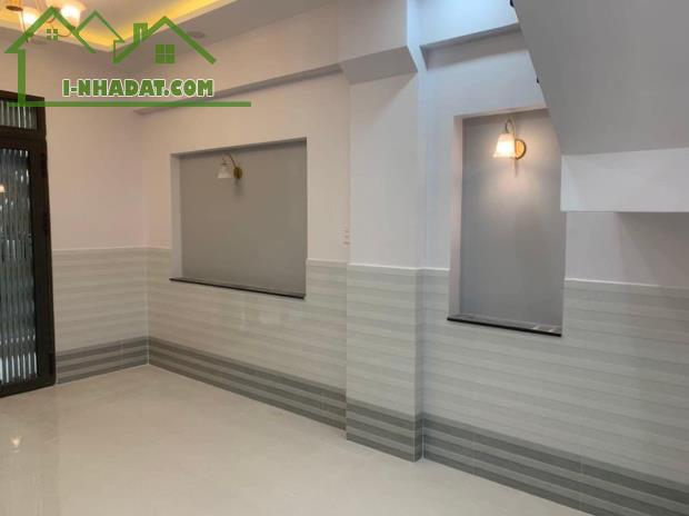 Nhà mới 2 tầng 65m² - Dương Bá Trạc - Phường 2 - Ngay trung tâm Quận 8 - liên hệ hoặc - 2