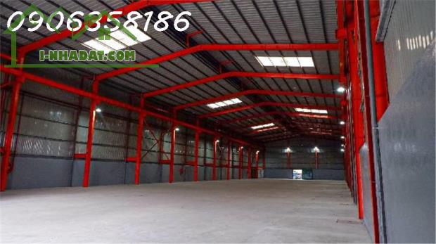 XUẤT NGOẠI CẦN BÁN GẤP XƯỞNG 1800 M2 QUẬN 12 - 2