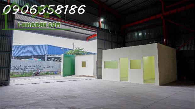 XUẤT NGOẠI CẦN BÁN GẤP XƯỞNG 1800 M2 QUẬN 12 - 4