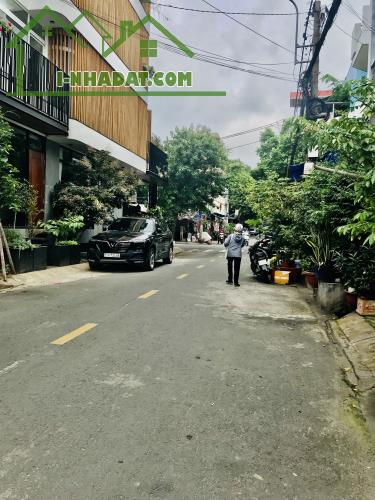 BÁN NHÀ MẶT TIỀN NGUYỄN TRƯỜNG TỘ, SÁT VƯỜN LÀI, 4.3x19M, 4 TẦNG, 4PN - 5