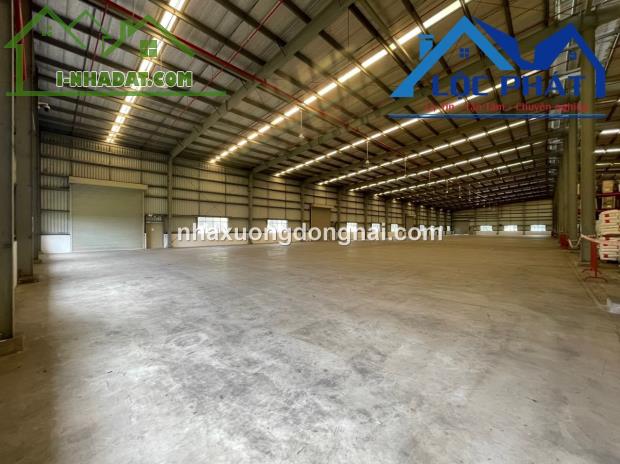 Cho thuê nhà xưởng 2.400m2 KCN Nhơn Trạch, Đồng Nai