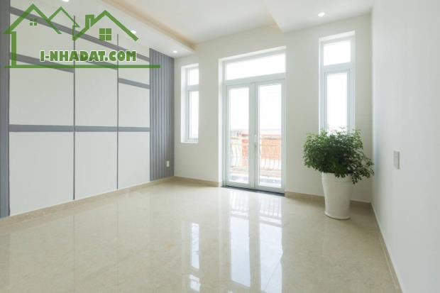 *Bán nhà 2 Tầng, đường Dương Trí Trạch, Q.Sơn Trà, dt 65m2 (5x13), giá 6,3 Tỷ TL