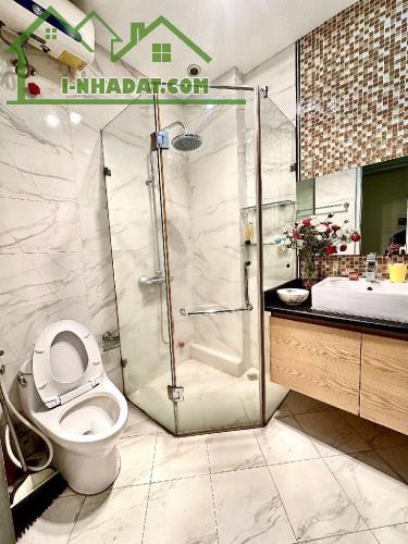 Nhà phân lô Đường Bưởi 40m2-5 tầng-10Tỷ.