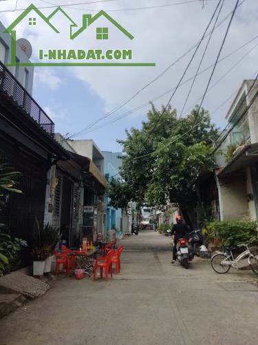 BÁN NHÀ TRƯỜNG CHINH, QUẬN 12, HẺM XE TẢI, THÔNG, 64M2 CHỈ NHỈNH 4 TỶ - 2
