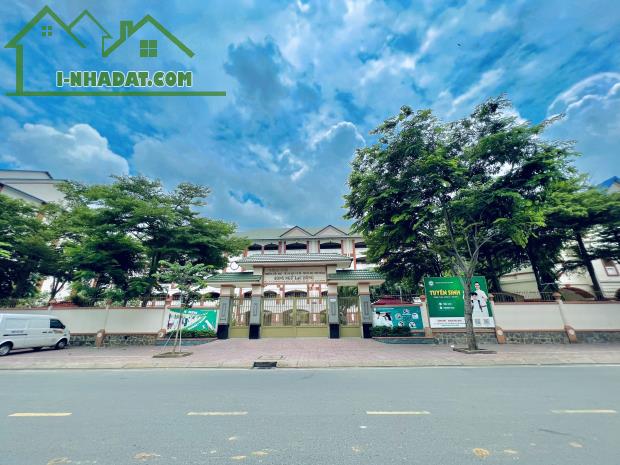 Nhà bán mặt tiền N4 phường Bửu Long sát trường Song Ngữ Lạc Hồng sổ hồng 90m2 giá 5,9 tỷ - 5