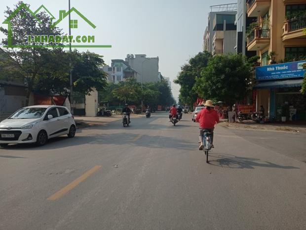 Siêu đẹp đất mặt phố Kiến Hưng Hà Đông 50m2 MT4m đường 18m ô tô kinh doanh hơn 12 tỷ
