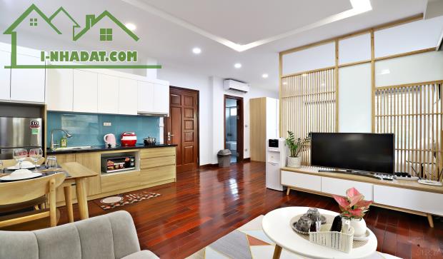 Cho thuê CHDV 1N số 81 Linh Lang diện tích 65m2 giá từ 650$/tháng. - 2