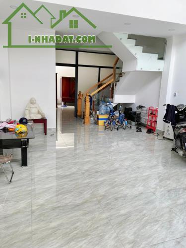 HẺM NHỰA 7M NGAY NGUYỄN THỊ ĐỊNH, Q2, DT 5X18, THANG MÁY, CHỈ 9.X TỶ - 1