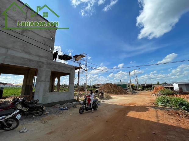 Bán lô đất phù hợp làm khách sạn ngay Khu CNC huyện Krong Năng - 1