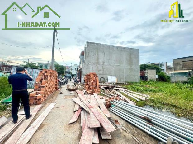 CHÍNH CHỦ GỞI BÁN LÔ ĐẤT 69M2 SHR THỔ CƯ100% ĐƯỜNG NHỰA 6M THÔNG THOÁNG KDC BỬU HOÀ. 1,9TỶ - 4