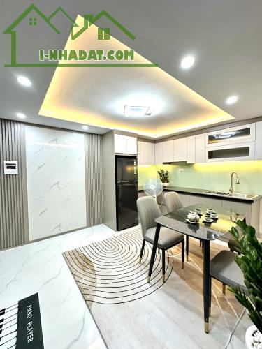 Bán nhà mặt hồ Võ Thị Sáu (nhà 2 mặt ngõ) 42m2 10 tỷ. 📲 : 0975.997.166 - 1