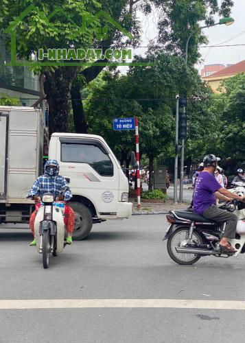 Bán nhà Tô Hiệu Hà Đông. 36m2, mt 4.6m, giá chỉ: 5.5 tỷ, ô tô đỗ cửa.