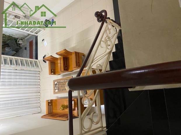 Nhà 2 tầng mặt tiền đường xe hơi, 100m2 ngang chuẩn 5m, 5.95 tỷ- Đào Tông Nguyên - 2