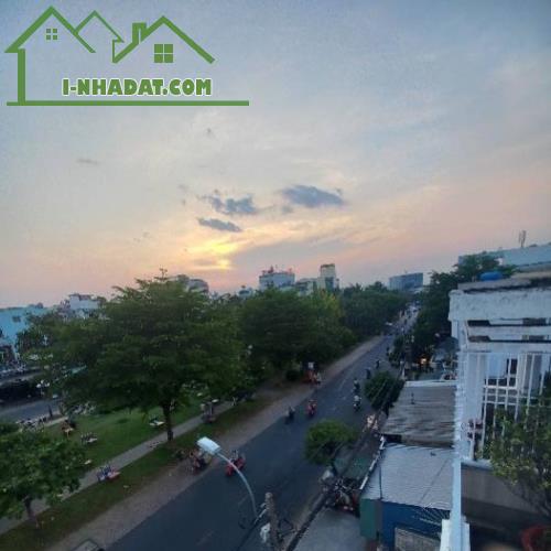 BÁN NHÀ MẶT TIỀN KINH DOANH ĐƯỜNG D9, PHƯỜNG TÂY THẠNH, TÂN PHÚ, 100M2, NGANG 4M, NHỈNH 13