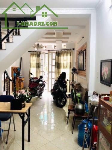 Hẻm ba gác 102M2 Nơ Trang Long, P11, Bình Thạnh