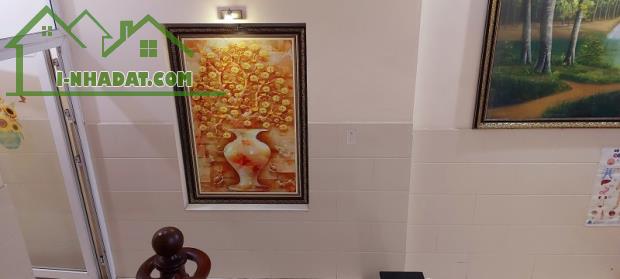 MẶT TIỀN: 5X35,hoàn công 2 tầng Đình Phong Phú,Tăng Nhơn Phú B,Quận 9