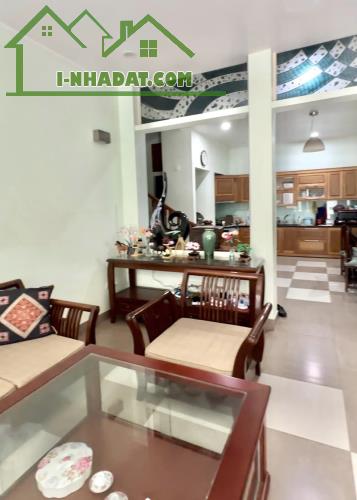 Bán nhà phố Lạc Trung, Hai Bà Trưng, phân lô, ô tô tránh, ở ngay, 4 tầng 86m2 giá 29.2 tỷ - 1