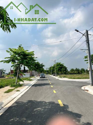 BÁN NỀN BIỆT THỰ SIÊU ĐẸP TẠI VÒNG XOAY LONG ĐIỀN XÁC BÊN BÀ RỊA DT 166 MÉT GIÁ 900 TRIỆU - 1