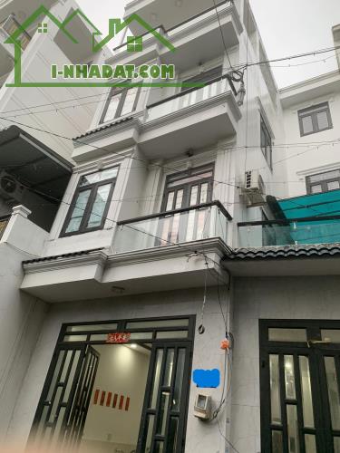 Bán nhà đường Nguyễn Ảnh Thủ, Quận 12, 4 tầng, 68m2, hẻm 10m, chỉ 5,5 tỷ.