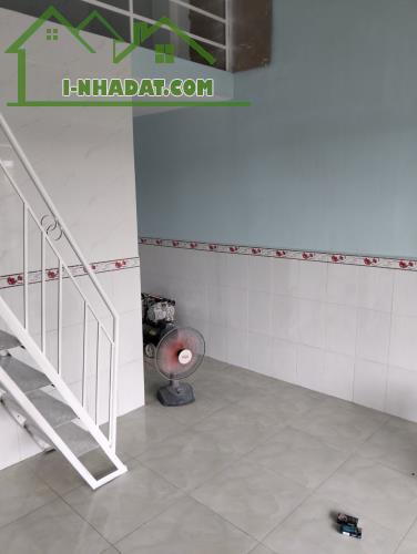 chính chủ gửi bán căn nhà ngay Tân Vạn 670tr/ 50m2 nhà gác lửng - 2