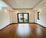Bán nhà Việt Hưng Long Biên, 50m ra Vin Hamoney, diện tích 35m2 lô góc, giá 4 tỷ 600tr