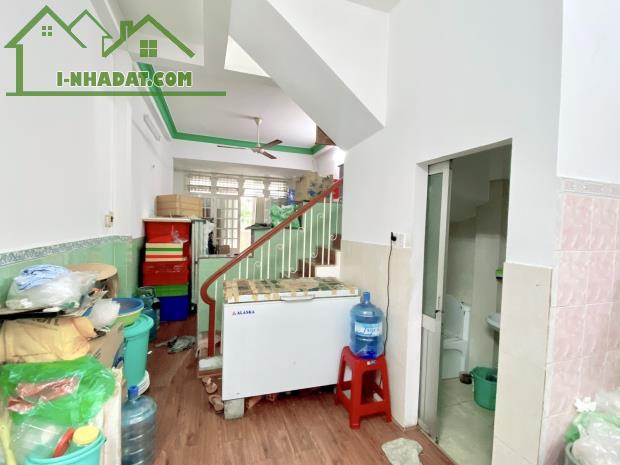 GẦN CHỢ BÀ CHIỂU - Ô TÔ NGỦ TRONG NHÀ - 50M2 - 4 TẦNG - CÓ DÒNG TIỀN - 7.X TỶ - 1