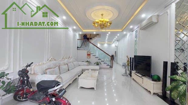 Bán nhà 3 tầng 76m2 tại Tái Định Cư Xi Măng, Sở Dầu, Hồng Bàng, Hải Phòng. Giá: 5,95 tỷ